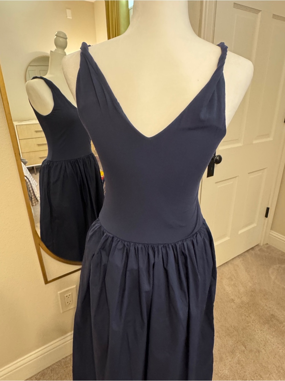 Rails Navy Sleeveless V-Neck Gathered Midi Dress - Picture 8 of 10